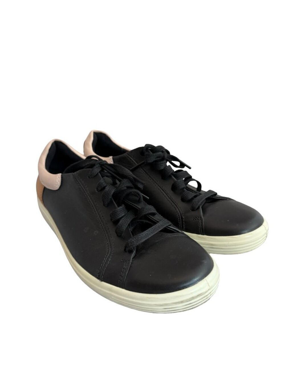 Ecco Soft 7 Street Sneakers Tennis Shoes Lace-Up Black Size 9 Extra Wide Women's